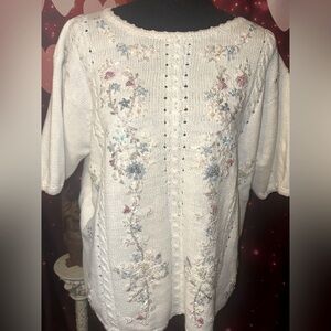 Vintage medium white short sleeve floral embroidered beaded sweater